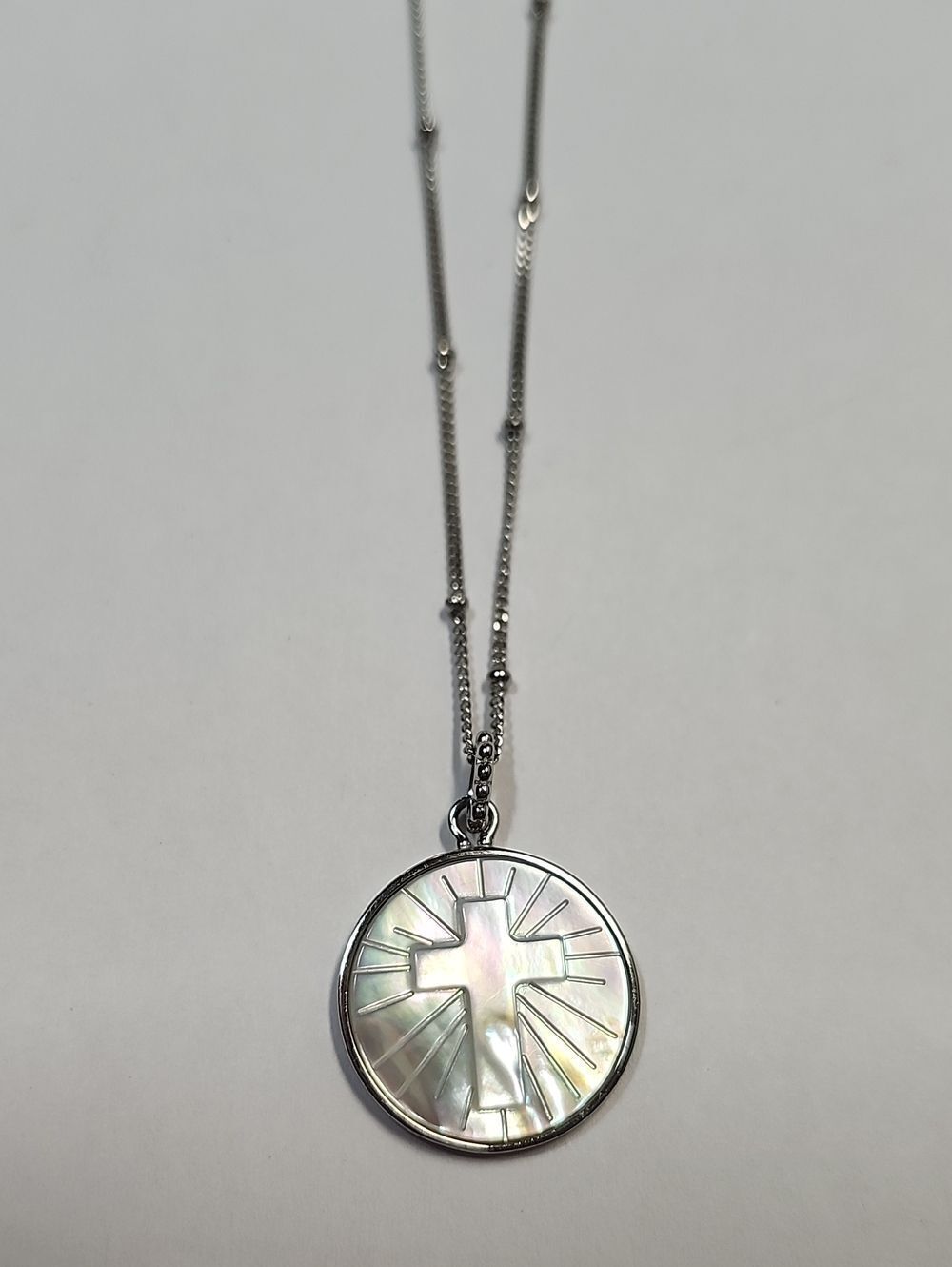 Stia Jewelry Sterling 925 Burst Of Faith Mother of Pearl Cross Pendant Necklace